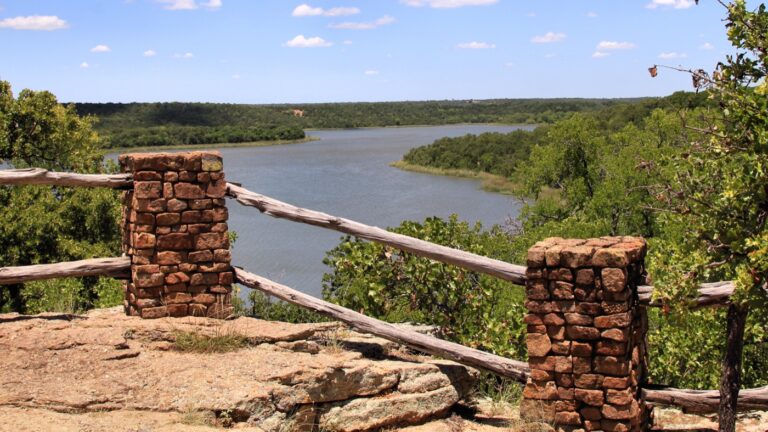 Lake Mineral Wells State Park